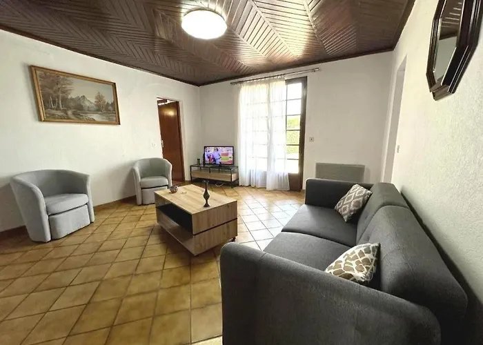 بيت للعطل Jean De Nasse كاستيتس