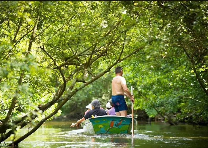 بيت للعطل Jean De Nasse *